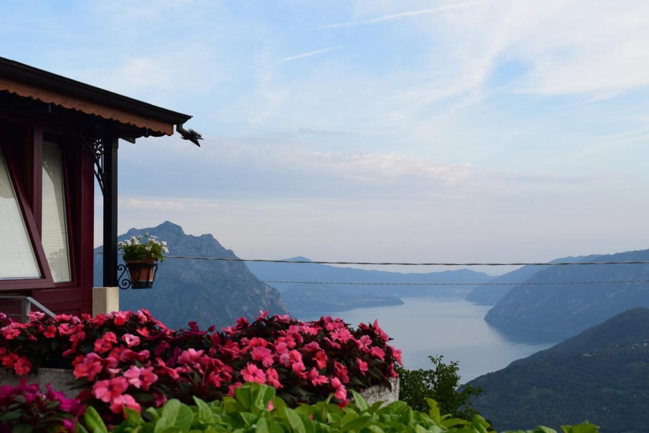 Panorama Verde Lago - Mountain Lake Iseo Hospitality Bossico Ngoại thất bức ảnh