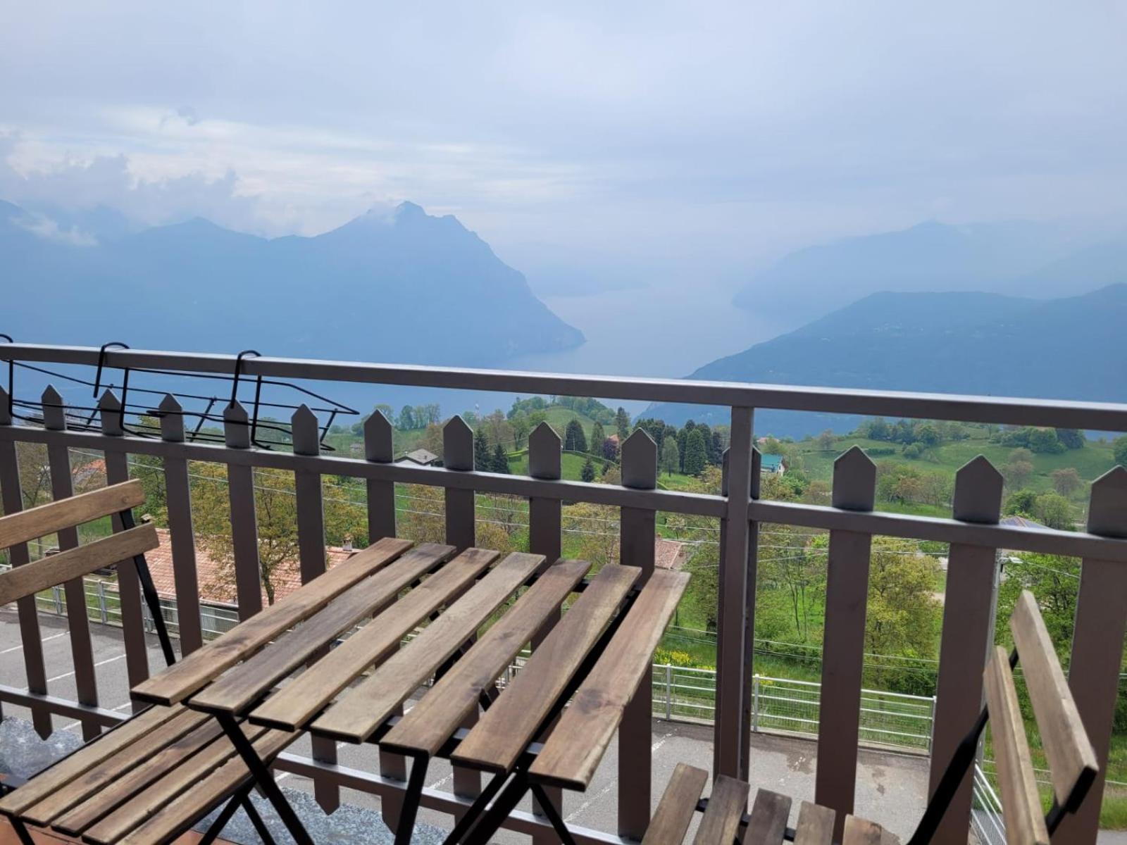 Panorama Verde Lago - Mountain Lake Iseo Hospitality Bossico Ngoại thất bức ảnh